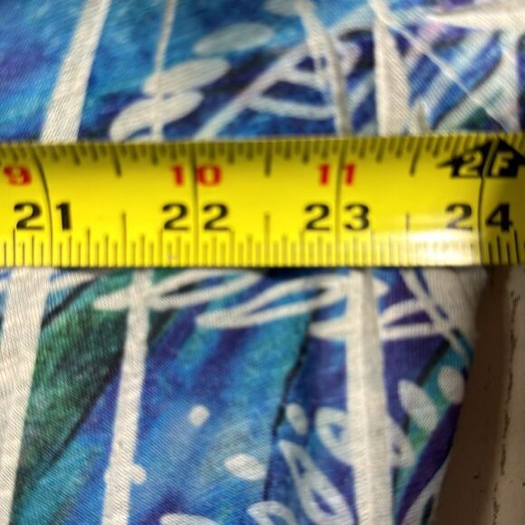 Cato Woman Colorful Sequins Butterfly Bright Festival Buttons Short Sleeve Top - Picture 13 of 14